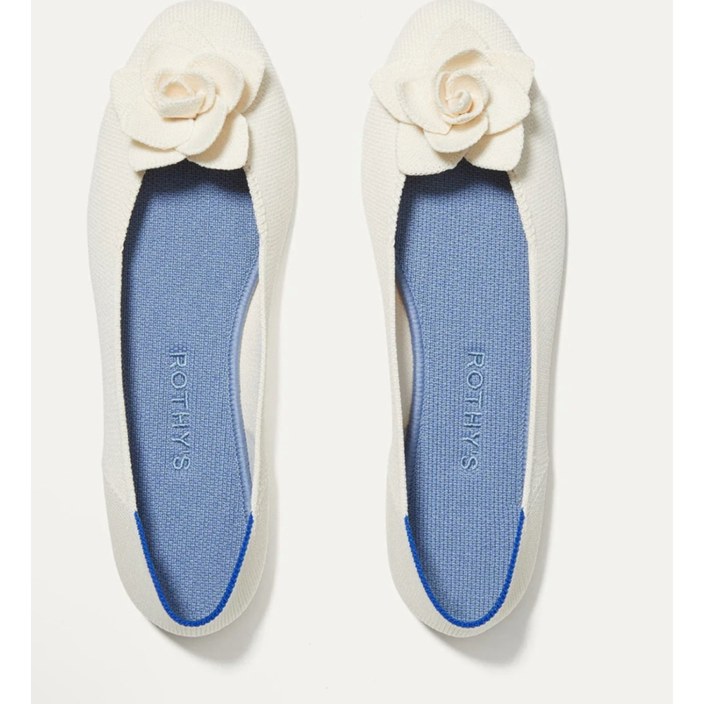 New Rothy's The Petal Square Flats in Cream 9